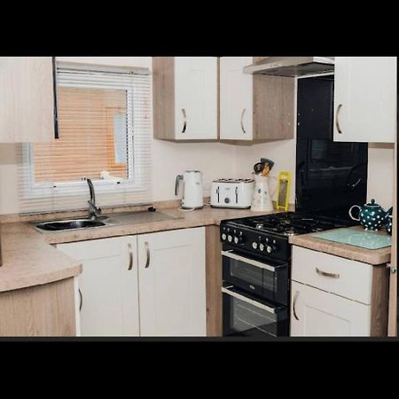 Luxury 6 Berth Holiday Caravan Seasalter Exterior foto